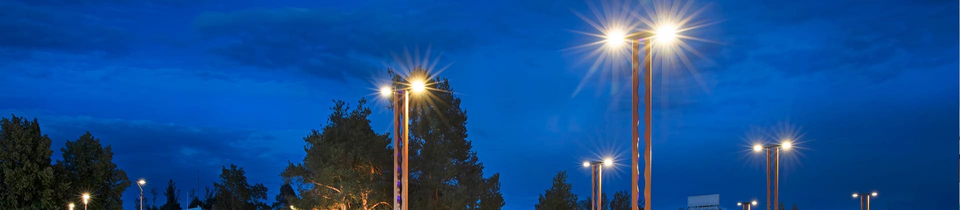 Got Electric - Pole light installation and maintenance Got Electric - Pole light installation and maintenance